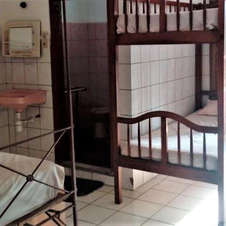 Wisma & Kantin Amanda Mojokerto Exterior foto